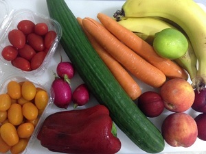 Протягом тижня я не їм нічого, крім овочів: огірки, помідори, редиску, моркву і т