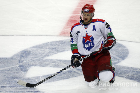 Молодіжна збірна Росії з хокею, яка здобула титул чемпіонів світу-2011, прилетіла в Москву