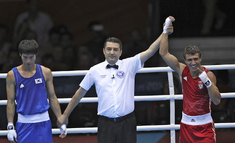 На Олімпіаді-2012 в Лондоні Василь Ломаченко виступав вже у ваговій категорії до 60 кг