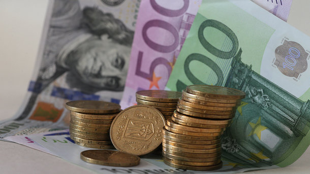 26 вересня 2017, 16:46 Переглядів:   Зміцнюється долар і вибори в Німеччині натиснули на курс євро