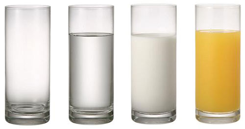 Порошок Mutant Mass можна розчинити у воді, соку або молоці