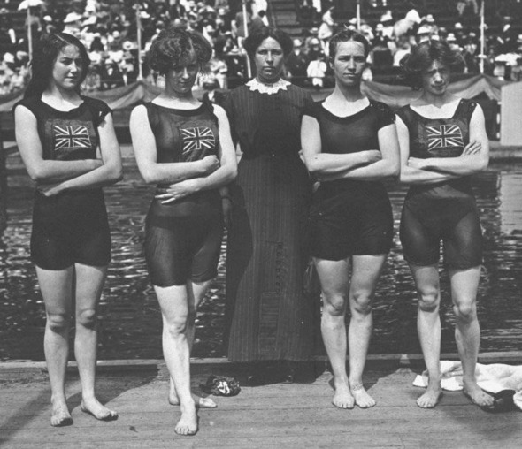 1912 - Стокгольм: Перші купальниці
