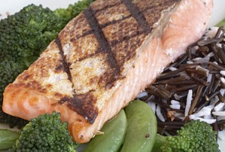 У 2001 році було проведено дослідження, яке показало, що дієта включає лосось, виявляється більш ефективною в боротьбі із зайвою вагою, ніж дієта, в якій жири зовсім відсутні